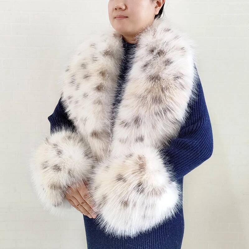 Large Women Faux Fox Fur Scarf - огляд і ціна Winter Clothing Items