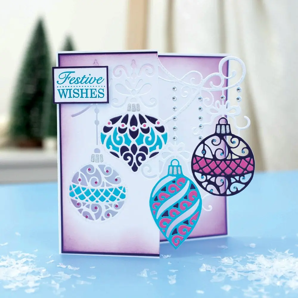 Pretty Baubles Winter Snowflak - огляд і ціна Winter Clothing Photo